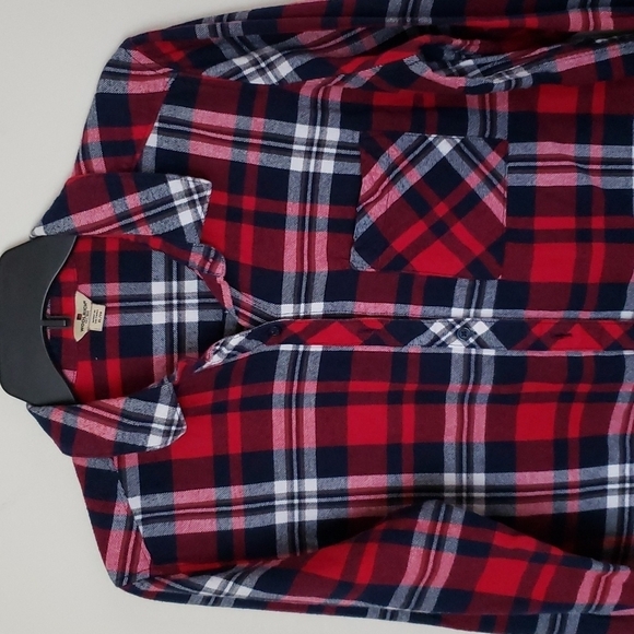 Woolrich flannel button down shirt. - Picture 2 of 10